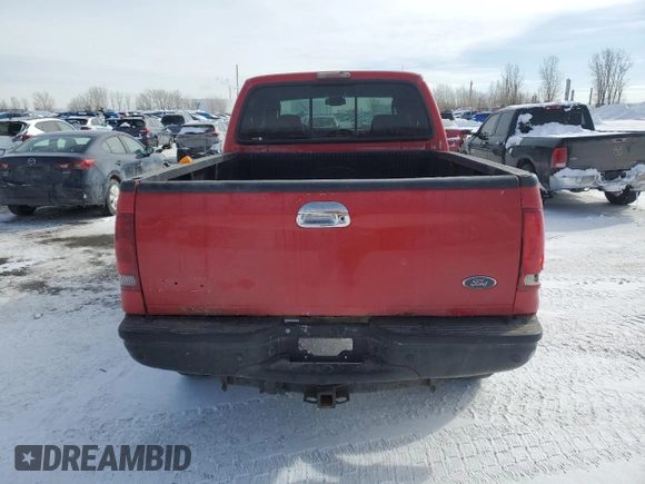 2006 Ford F-350 XL z VIN 1FTWW31PX6ED25708, wystawiony jako Copart lot #45972105 z przebiegiem 253 961 mil mil oraz Szkoda całkowita • Salvage title. Historia ofert i sprzedaży dostępna na DreamBid. Obrazek 6.