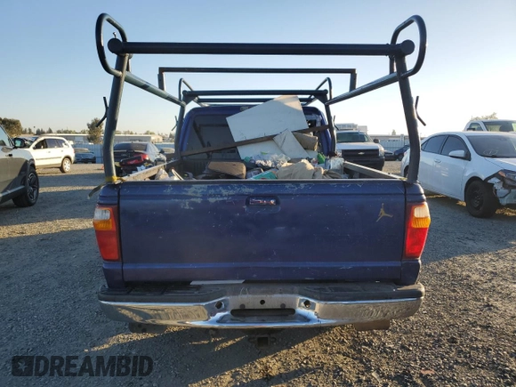 2001 Mazda B-Series Truck DS z VIN 4F4YR16U71TM32469, wystawiony jako Copart lot #42575755 z przebiegiem 159 999 mil mil oraz Czysty tytuł • Clean title. Historia ofert i sprzedaży dostępna na DreamBid. Obrazek 6.