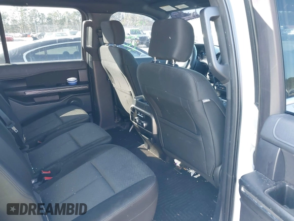 2019 Ford Expedition Max XLT with VIN 1FMJK1HT0KEA51017, listed as a IAAI auction lot 41587193 with 141,559 mi miles and . Bid and sale history available at DreamBid. Image 8.