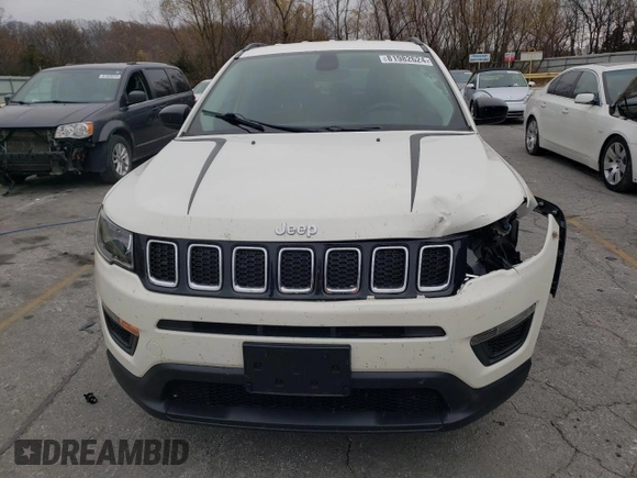 2017 Jeep Compass Sport z VIN 3C4NJDAB9HT658022, wystawiony jako Copart lot #81982624 z przebiegiem 46 396 mil mil oraz Szkoda całkowita • Salvage title. Historia ofert i sprzedaży dostępna na DreamBid. Obrazek 5.
