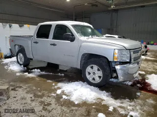 2013 Chevrolet Silverado 1500 LT with VIN 3GCPKSE73DG233835, listed as a Copart auction lot 43994585 with 179,331 mi miles and Salvage Title. Bid and sale history available at carsss.com. Image 4.