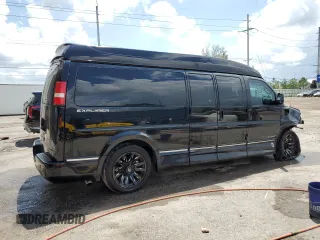 2018 GMC Savana Cargo z VIN 1GTW7BFG3J1162190, wystawiony jako Copart lot #68281014 z przebiegiem 83 733 mil mil oraz Nie do naprawy • Non repairable. Historia ofert i sprzedaży dostępna na DreamBid. Obrazek 3.