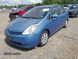 2005 Toyota Prius with VIN JTDKB20UX53094461, listed as a IAAI auction lot 42200088 with 195,058 mi miles. Bid and sale history available at carsss.com. Image 2.