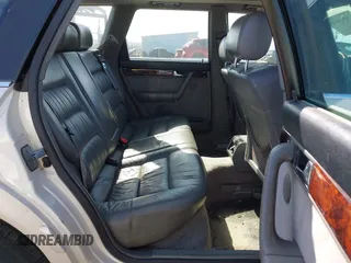 1996 Audi A6 z VIN WAUJA84A1TN104505, wystawiony jako IAAI lot #42039674 z przebiegiem 171 088 mil mil oraz . Historia ofert i sprzedaży dostępna na DreamBid. Obrazek 8.