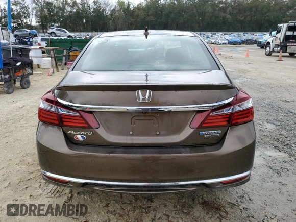 2017 Honda Accord Touring z VIN JHMCR6F74HC023722, wystawiony jako Copart lot #46122315 z przebiegiem Nie podano mil oraz Szkoda całkowita • Salvage title. Historia ofert i sprzedaży dostępna na DreamBid. Obrazek 6.