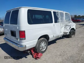 2014 Ford Econoline Passenger XL with VIN 1FBNE3BL1EDA97942, listed as a IAAI auction lot 40899589 with 60,703 mi miles. Bid and sale history available at carsss.com. Image 4.