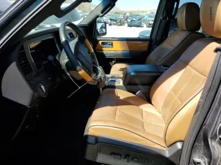 2013 Lincoln Navigator L with VIN 5LMJJ3J57DEL00939, listed as a Copart auction lot 67333754 with 95,383 mi miles and Salvage Title. Bid and sale history available at carsss.com. Image 7.