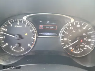 2017 Nissan Pathfinder SV with VIN 5N1DR2MN8HC678901, listed as a Copart auction lot 46907735 with 142,241 mi miles and Clean Title. Bid and sale history available at carsss.com. Image 9.