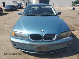 2005 BMW 3 Series 325i with VIN WBAEV33435KW17599, listed as a Copart auction lot 60297355 with 155,914 mi miles and Clean title. Bid and sale history available at DreamBid. Image 5.