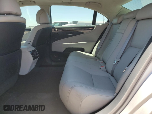2014 Lexus LS 460 L with VIN JTHGL5EF5E5052815, listed as a Copart auction lot 54770504 with 32,567 mi miles and Salvage title. Bid and sale history available at DreamBid. Image 10.