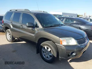 2011 Mitsubishi Endeavor LS with VIN 4A4JN2AS2BE012845, listed as a IAAI auction lot 41965619 with 195,521 mi miles. Bid and sale history available at carsss.com. Image 1.