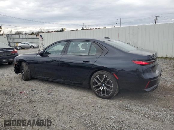 2024 BMW 7 Series 760i xDrive z VIN WBA33EJ08RCR11878, wystawiony jako Copart lot #78952474 z przebiegiem 280 mil mil oraz Szkoda całkowita • Salvage title. Historia ofert i sprzedaży dostępna na DreamBid. Obrazek 2.