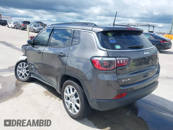 2023 Jeep Compass Latitude Lux с VIN 3C4NJDFN4PT513651, выставлен на аукционе IAAI как лот 40245254 с пробегом 3 545 миль миль и . История ставок и продаж доступна на DreamBid. Изображение 3.