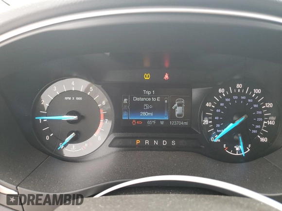 2015 Ford Fusion SE with VIN 3FA6P0H70FR295901, listed as a Copart auction lot 50298565 with 123,704 mi miles and Salvage Title. Bid and sale history available at DreamBid. Image 9.