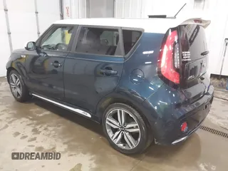 2018 Kia Soul + with VIN KNDJP3A54J7615526, listed as a IAAI auction lot 41745034 with 58,460 mi miles. Bid and sale history available at carsss.com. Image 3.