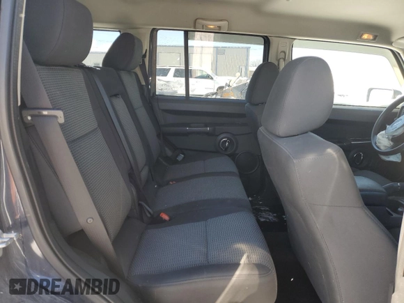 2010 Jeep Commander Sport with VIN 1J4RG4GK8AC131575, listed as a Copart auction lot 45287345 with 125,854 mi miles and Salvage title. Bid and sale history available at DreamBid. Image 11.