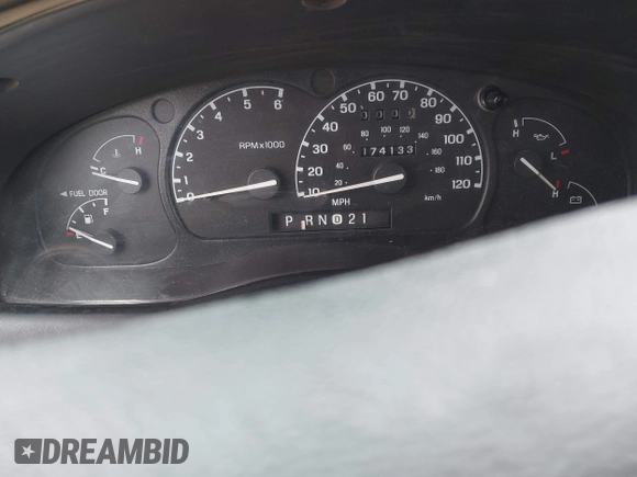 1999 Ford Explorer XLT with VIN 1FMZU34E0XZB98745, listed as a IAAI auction lot 42291282 with 174,133 mi miles and . Bid and sale history available at DreamBid. Image 7.