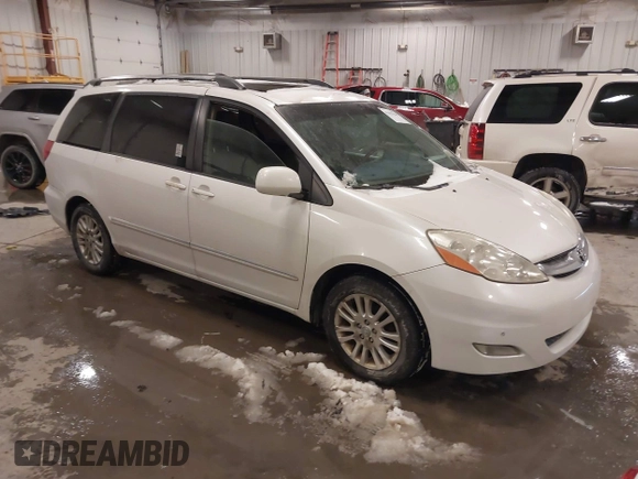 2008 Toyota Sienna XLE with VIN 5TDZK22C48S194030, listed as a IAAI auction lot 41633336 with 306,800 mi miles. Bid and sale history available at carsss.com. Image 1.