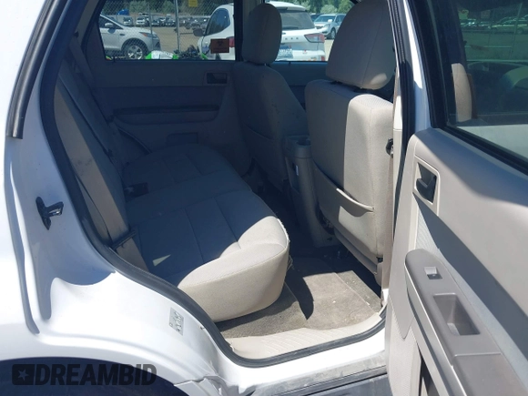 2012 Ford Escape XLT with VIN 1FMCU9DG9CKA09099, listed as a IAAI auction lot 40371699 with 136,707 mi miles and . Bid and sale history available at DreamBid. Image 8.