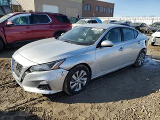 2020 Nissan Altima 2.5 S with VIN 1N4BL4BV5LC209484, listed as a Copart auction lot 46815435 with 147,120 mi miles and Salvage Title. Bid and sale history available at carsss.com. Image 1.