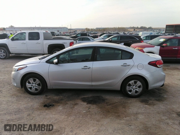 2018 Kia Forte LX with VIN 3KPFK4A79JE210080, listed as a IAAI auction lot 40681931 with 124,986 mi miles and . Bid and sale history available at DreamBid. Image 14.