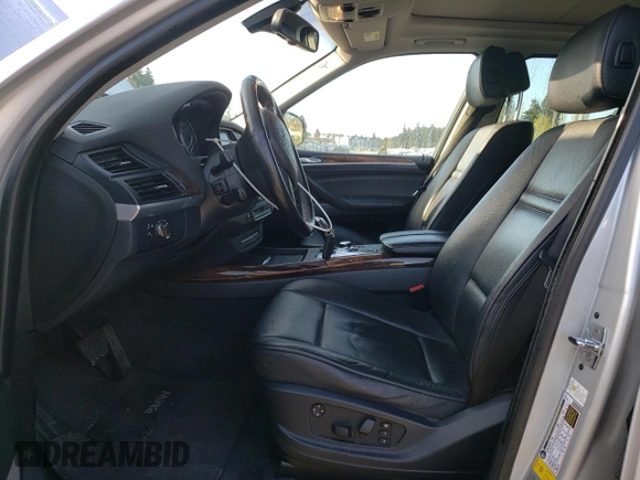 2008 BMW X5 3.0si with VIN 5UXFE43518L005114, listed as a Copart auction lot 51875215 with 0 mi miles and Salvage Title. Bid and sale history available at carsss.com. Image 7.