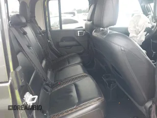 2021 Jeep Gladiator Overland with VIN 1C6HJTFG4ML617175, listed as a IAAI auction lot 42148031 with 70,627 mi miles and . Bid and sale history available at DreamBid. Image 8.