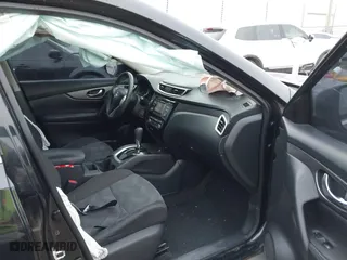 2016 Nissan Rogue S with VIN KNMAT2MV9GP725983, listed as a IAAI auction lot 41049376 with 139,750 mi miles. Bid and sale history available at carsss.com. Image 5.