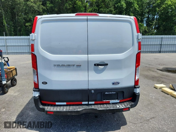 2019 Ford Transit with VIN 1FTYE1YM3KKB48149, listed as a Copart auction lot 60661245 with 133,139 mi miles and Salvage title. Bid and sale history available at DreamBid. Image 6.