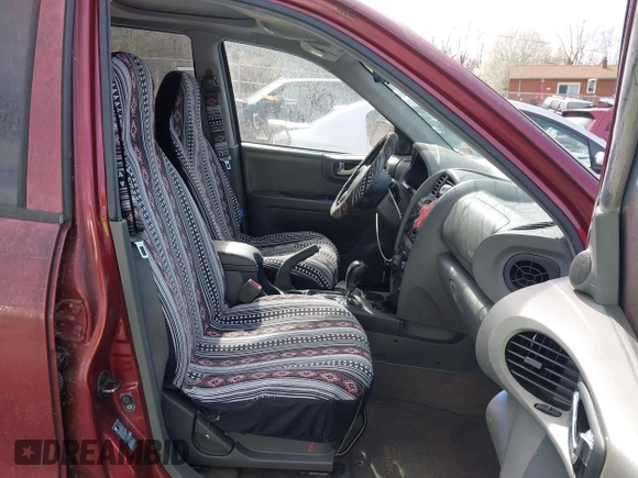 2003 Hyundai Santa Fe GLS with VIN KM8SC13E43U526945, listed as a IAAI auction lot 41847683 with 180,986 mi miles. Bid and sale history available at carsss.com. Image 5.