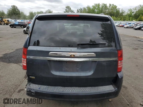 2008 Chrysler Town & Country Touring with VIN 2A8HR54P78R838095, listed as a Copart auction lot 68681724 with 219,509 mi miles and Salvage Title. Bid and sale history available at DreamBid. Image 6.