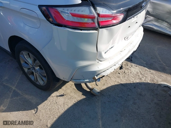 2019 Ford Edge Titanium with VIN 2FMPK3K93KBB11919, listed as a IAAI auction lot 41613148 with 61,053 mi miles. Bid and sale history available at carsss.com. Image 17.