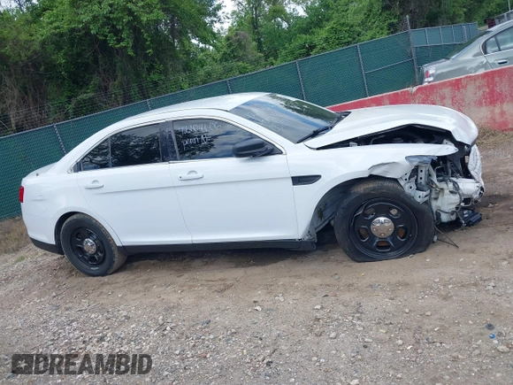 2016 Ford Police Interceptor with VIN 1FAHP2MK0GG109099, listed as a IAAI auction lot 42204606 with 148,598 mi miles and . Bid and sale history available at DreamBid. Image 14.