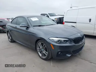 2018 BMW 2 Series 230i with VIN WBA2J1C5XJVD09384, listed as a IAAI auction lot 41751922 with 72,191 mi miles. Bid and sale history available at carsss.com. Image 1.