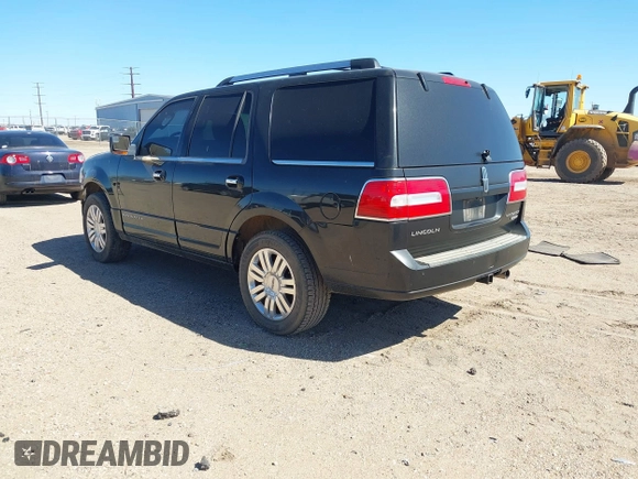 2012 Lincoln Navigator z VIN 5LMJJ2J56CEL07597, wystawiony jako IAAI lot #41732470 z przebiegiem 189 141 mil mil oraz . Historia ofert i sprzedaży dostępna na DreamBid. Obrazek 3.