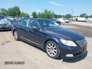 2008 Lexus LS 460 with VIN JTHBL46F385055817, listed as a IAAI auction lot 42668757 with 220,389 mi miles and . Bid and sale history available at DreamBid. Image 1.