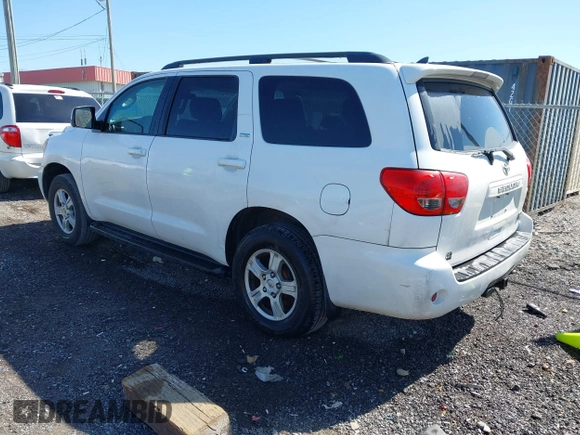 2013 Toyota Sequoia SR5 with VIN 5TDBY5G10DS082330, listed as a IAAI auction lot 42044984 with 285,974 mi miles. Bid and sale history available at carsss.com. Image 3.