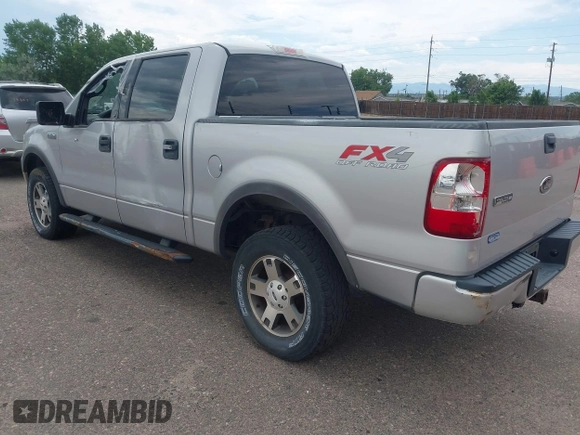 2004 Ford F-150 XLT z VIN 1FTPW14524KC80166, wystawiony jako IAAI lot #42738803 z przebiegiem 101 716 mil mil oraz . Historia ofert i sprzedaży dostępna na DreamBid. Obrazek 6.