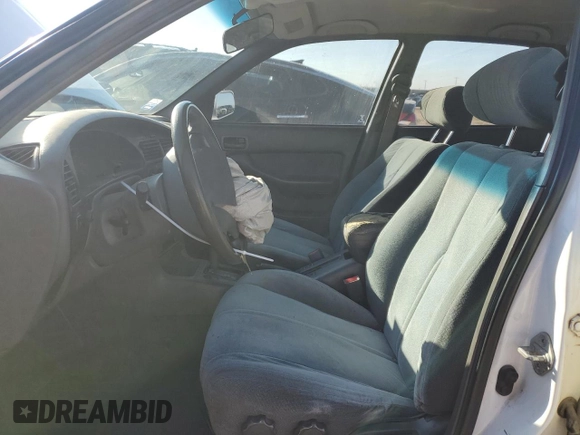 1992 Toyota Camry LE z VIN 4T1SK12E8NU044387, wystawiony jako Copart lot #43195915 z przebiegiem 279 199 mil mil oraz Szkoda całkowita • Salvage title. Historia ofert i sprzedaży dostępna na DreamBid. Obrazek 7.