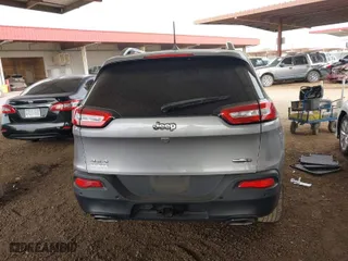 2017 Jeep Cherokee Latitude with VIN 1C4PJMCS4HW633187, listed as a IAAI auction lot 41602056 with 1 mi miles. Bid and sale history available at carsss.com. Image 16.