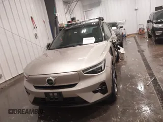 2023 Volvo XC40 Ultimate with VIN YV4ED3UM1P2023016, listed as a IAAI auction lot 42190298 with 22,862 mi miles and . Bid and sale history available at DreamBid. Image 13.