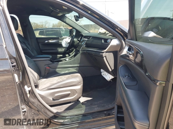 2021 Jeep Grand Cherokee Altitude z VIN 1C4RJKAG5M8209138, wystawiony jako IAAI lot #42094077 z przebiegiem 90 169 mil mil oraz . Historia ofert i sprzedaży dostępna na DreamBid. Obrazek 5.