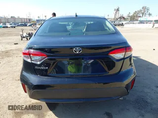 2021 Toyota Corolla LE with VIN 5YFEPMAE5MP200676, listed as a IAAI auction lot 42000746 with 40,457 mi miles and . Bid and sale history available at carsss.com. Image 16.