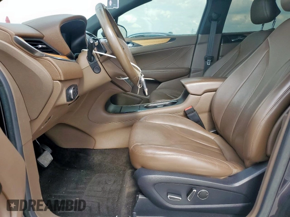 2015 Lincoln MKC with VIN 5LMTJ2AH6FUJ25329, listed as a Copart auction lot 55146055 with 110,332 mi miles and Salvage Title. Bid and sale history available at carsss.com. Image 7.