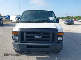 2012 Ford Econoline Cargo Super Duty Commercial z VIN 1FTSS3EL8CDA09954, wystawiony jako IAAI lot #41956151 z przebiegiem 298 467 mil mil oraz . Historia ofert i sprzedaży dostępna na DreamBid. Obrazek 12.