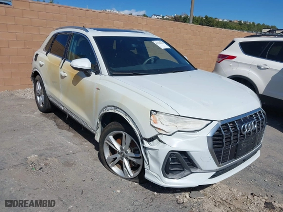 2020 Audi Q3 S line Premium with VIN WA1DECF37L1012192, listed as a IAAI auction lot 41528681 with 24,534 mi miles. Bid and sale history available at carsss.com. Image 1.