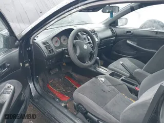 2001 Honda Civic EX with VIN 1HGEM22971L036545, listed as a IAAI auction lot 41978213 with 328,927 mi miles. Bid and sale history available at carsss.com. Image 5.