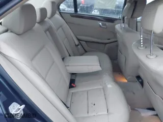 2013 Mercedes-Benz E-Class E 350 Luxury with VIN WDDHF8JB2DA726819, listed as a IAAI auction lot 41545234 with 139,794 mi miles. Bid and sale history available at carsss.com. Image 8.