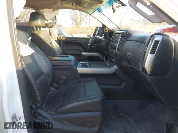 2016 Chevrolet Silverado 1500 LTZ with VIN 3GCUKSEJ2GG324890, listed as a IAAI auction lot 41141398 with 193,362 mi miles. Bid and sale history available at carsss.com. Image 5.