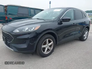 2021 Ford Escape SE z VIN 1FMCU9G6XMUA27362, wystawiony jako IAAI lot #42438771 z przebiegiem 36 040 mil mil oraz . Historia ofert i sprzedaży dostępna na DreamBid. Obrazek 2.
